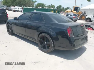 2013 Chrysler 300 z VIN 2C3CCAAG7DH685108, wystawiony jako IAAI lot #42375248 z przebiegiem Nie podano mil oraz . Historia ofert i sprzedaży dostępna na DreamBid. Obrazek 3.