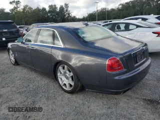 2012 Rolls-Royce Ghost z VIN SCA664S59CUX50672, wystawiony jako Copart lot #73685494 z przebiegiem Nie podano mil oraz Szkody całkowita. Historia ofert i sprzedaży dostępna na DreamBid. Obrazek 2.