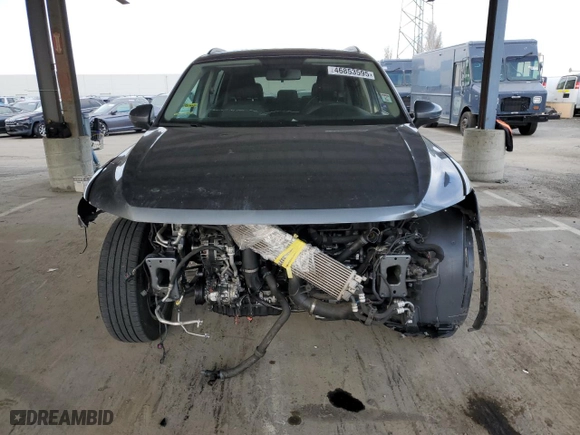 2019 Volkswagen Tiguan S with VIN 3VV1B7AX3KM174584, listed as a Copart auction lot 46853595 with 89,669 mi miles and Salvage Title. Bid and sale history available at carsss.com. Image 5.