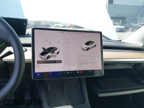 2021 Tesla Model 3 Standard Range Plus z VIN 5YJ3E1EA8MF100456, wystawiony jako IAAI lot #42100840 z przebiegiem 64 389 mil mil oraz . Historia ofert i sprzedaży dostępna na DreamBid. Obrazek 17.
