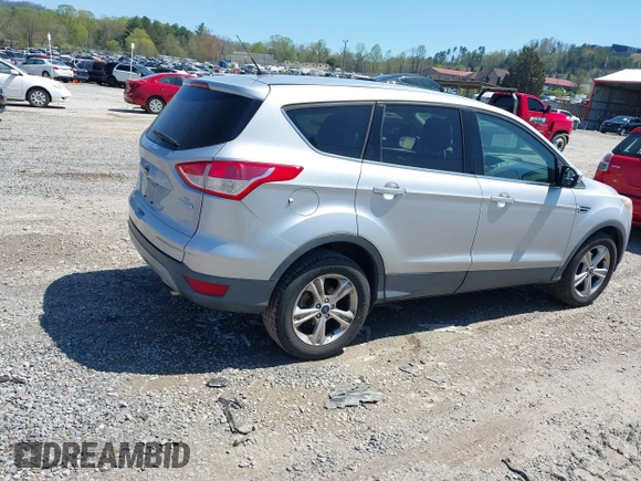 2016 Ford Escape SE with VIN 1FMCU0GX2GUC82788, listed as a IAAI auction lot 41977951 with 121,330 mi miles and . Bid and sale history available at carsss.com. Image 4.