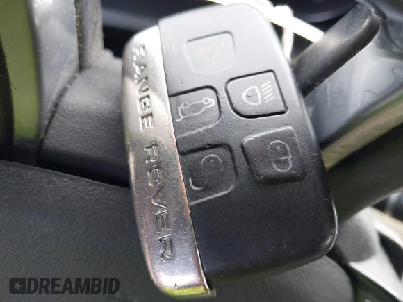 2013 Land Rover Range Rover Evoque Pure Plus with VIN SALVP2BG6DH841943, listed as a IAAI auction lot 41216638 with 122,223 mi miles. Bid and sale history available at carsss.com. Image 11.