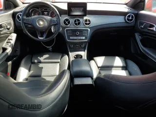 2019 Mercedes-Benz CLA 250 z VIN WDDSJ4EB7KN725677, wystawiony jako Copart lot #52457985 z przebiegiem 62 553 mil mil oraz Szkoda całkowita • Salvage title. Historia ofert i sprzedaży dostępna na DreamBid. Obrazek 8.