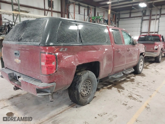 2018 Chevrolet Silverado 1500 LT with VIN 1GCVKRECXJZ177420, listed as a IAAI auction lot 41734246 with 124,315 mi miles. Bid and sale history available at carsss.com. Image 4.