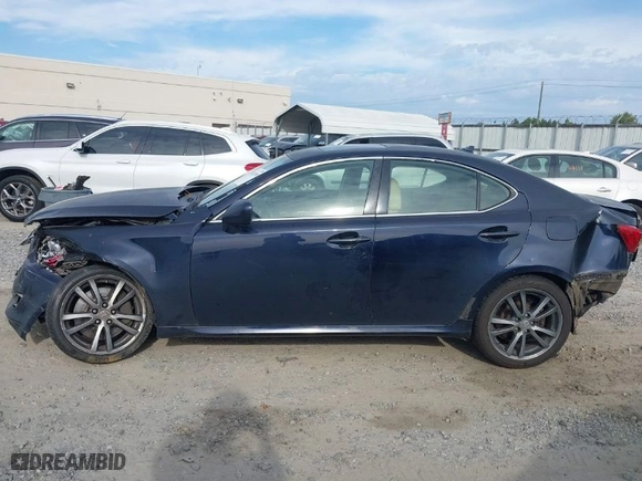 2008 Lexus IS 350 with VIN JTHBE262782013857, listed as a IAAI auction lot 40435369 with NaN miles. Bid and sale history available at carsss.com. Image 14.
