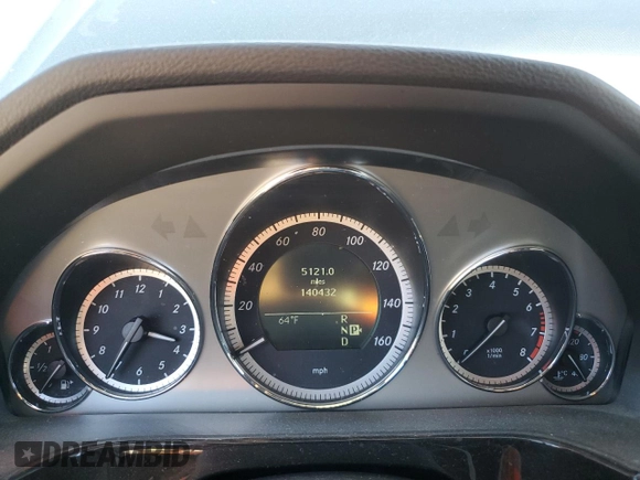 2010 Mercedes-Benz E 350 Luxury with VIN WDDHF5GB4AA022560, listed as a Copart auction lot 47251805 with 140,432 mi miles and Salvage Title. Bid and sale history available at DreamBid. Image 9.