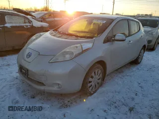 2015 Nissan LEAF SV with VIN 1N4AZ0CP8FC316522, listed as a Copart auction lot 41827135 with 52,635 mi miles and Salvage Title. Bid and sale history available at carsss.com. Image 1.