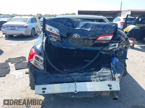 2014 Toyota Camry L with VIN 4T1BF1FK2EU817293, listed as a IAAI auction lot 41882906 with 189,719 mi miles. Bid and sale history available at carsss.com. Image 16.