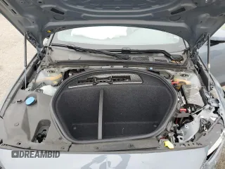 2024 Polestar 2 z VIN YSMFD3KA1RL220740, wystawiony jako Copart lot #52755355 z przebiegiem 9 416 mil mil oraz Szkoda całkowita • Salvage title. Historia ofert i sprzedaży dostępna na DreamBid. Obrazek 12.