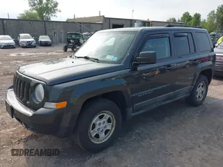 2011 Jeep Patriot Latitude with VIN 1J4NF1GB2BD118459, listed as a IAAI auction lot 42475491 with 120,296 mi miles and . Bid and sale history available at DreamBid. Image 2.