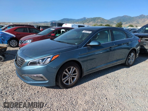 2015 Hyundai Sonata SE z VIN 5NPE24AFXFH219263, wystawiony jako Copart lot #59393765 z przebiegiem 67 556 mil mil oraz Szkoda całkowita • Salvage title. Historia ofert i sprzedaży dostępna na DreamBid. Obrazek 1.