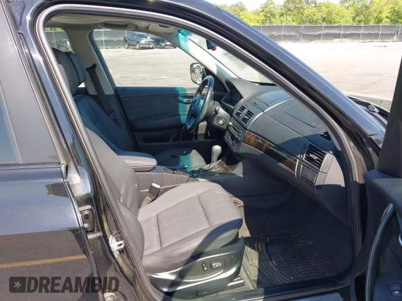 2010 BMW X3 xDrive30i with VIN WBXPC9C42AWJ37418, listed as a IAAI auction lot 42042212 with 229,198 mi miles. Bid and sale history available at carsss.com. Image 5.