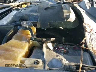 2013 Dodge Charger SE z VIN 2C3CDXBG1DH660333, wystawiony jako IAAI lot #43417540 z przebiegiem 227 145 mil mil oraz . Historia ofert i sprzedaży dostępna na DreamBid. Obrazek 19.