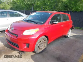 2008 Scion xD z VIN JTKKU104X8J020857, wystawiony jako IAAI lot #42214978 z przebiegiem 177 484 mil mil oraz . Historia ofert i sprzedaży dostępna na DreamBid. Obrazek 2.
