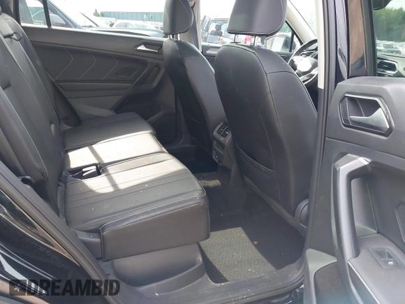 2023 Volkswagen Tiguan SE with VIN 3VVMB7AXXPM003447, listed as a IAAI auction lot 42566061 with 39,185 mi miles and . Bid and sale history available at DreamBid. Image 8.