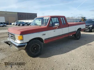 1990 Ford F-250 z VIN 1FTHX25H2LKA25418, wystawiony jako Copart lot #50324555 z przebiegiem 850 071 mil mil oraz Szkoda całkowita • Salvage title. Historia ofert i sprzedaży dostępna na DreamBid. Obrazek 1.
