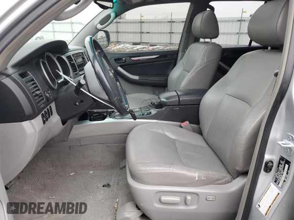 2006 Toyota 4Runner Limited with VIN JTEBU17R860093569, listed as a Copart auction lot 45390305 with 263,171 mi miles and Salvage Title. Bid and sale history available at carsss.com. Image 7.