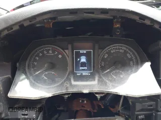 2021 Toyota Tacoma SR с VIN 3TYCZ5AN9MT051711, выставлен на аукционе IAAI как лот 42348285 с пробегом 38 342 миль миль и . История ставок и продаж доступна на DreamBid. Изображение 7.