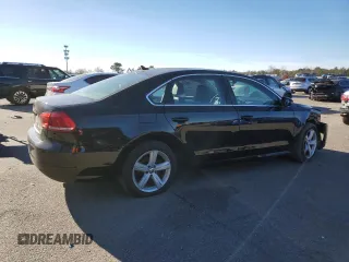 2012 Volkswagen Passat SE with VIN 1VWBP7A36CC061293, listed as a Copart auction lot 88065715 with 100,640 mi miles and Salvage Title. Bid and sale history available at carsss.com. Image 3.