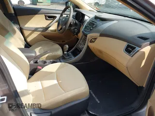 2013 Hyundai Elantra Limited z VIN 5NPDH4AE5DH245137, wystawiony jako IAAI lot #42372752 z przebiegiem 80 356 mil mil oraz . Historia ofert i sprzedaży dostępna na DreamBid. Obrazek 5.