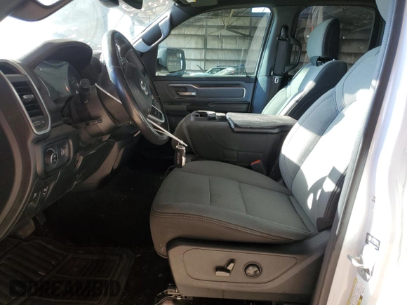 2022 Ram 1500 Big Horn z VIN 1C6RREBT8NN201776, wystawiony jako Copart lot #48359675 z przebiegiem 109 030 mil mil oraz Szkoda całkowita • Salvage title. Historia ofert i sprzedaży dostępna na DreamBid. Obrazek 7.