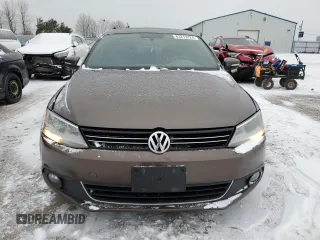2011 Volkswagen Jetta SEL z VIN 3VWLX7AJ8BM354385, wystawiony jako Copart lot #83219724 z przebiegiem 170 345 mil mil oraz Czysty tytuł • Clean title. Historia ofert i sprzedaży dostępna na DreamBid. Obrazek 5.