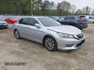 2013 Honda Accord Sdn EX-L with VIN 1HGCR2F86DA114954, listed as a IAAI auction lot 41919216 with 212,819 mi miles. Bid and sale history available at carsss.com. Image 1.