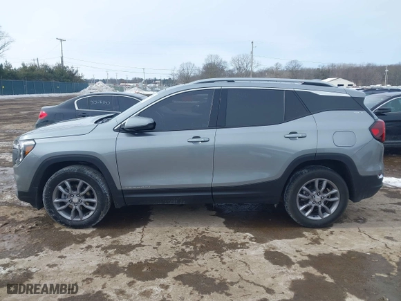 2024 GMC Terrain SLT with VIN 3GKALVEG1RL171374, listed as a IAAI auction lot 41567128 with 21,343 mi miles. Bid and sale history available at carsss.com. Image 14.