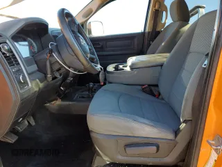 2013 Ram 2500 Tradesman z VIN 3C6TR5CT1DG570412, wystawiony jako Copart lot #71797334 z przebiegiem 125 505 mil mil oraz Szkody całkowita. Historia ofert i sprzedaży dostępna na DreamBid. Obrazek 7.