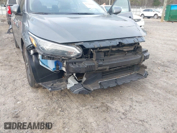 2024 Nissan Sentra SV z VIN 3N1AB8CV4RY222342, wystawiony jako IAAI lot #41786619 z przebiegiem 32 968 mil mil oraz . Historia ofert i sprzedaży dostępna na DreamBid. Obrazek 6.