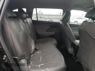 2020 Toyota Highlander LE with VIN 5TDBZRBH1LS020524, listed as a Copart auction lot 47814025 with 245,534 mi miles and Clean title. Bid and sale history available at DreamBid. Image 11.