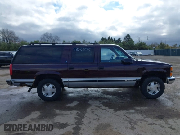 1997 Chevrolet Suburban with VIN 3GNFK16R8VG144969, listed as a IAAI auction lot 42070555 with 197,580 mi miles and . Bid and sale history available at DreamBid. Image 13.