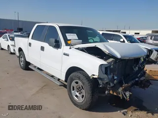 2006 Ford F-150 XLT with VIN 1FTPW12V16FB40883, listed as a IAAI auction lot 41839435 with 196,952 mi miles. Bid and sale history available at carsss.com. Image 1.