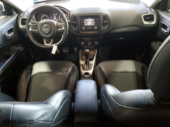 2018 Jeep Compass Latitude with VIN 3C4NJDBB4JT250046, listed as a Copart auction lot 76878004 with 100,044 mi miles and Salvage Title. Bid and sale history available at carsss.com. Image 8.