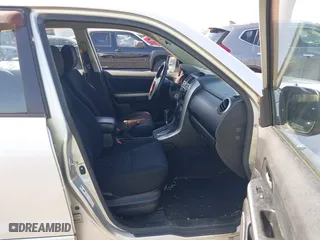 2007 Suzuki Grand Vitara with VIN JS3TE941774203347, listed as a IAAI auction lot 41717520 with 175,743 mi miles. Bid and sale history available at carsss.com. Image 5.