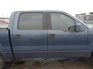 2004 Ford F-150 XLT with VIN 1FTPW14514KD30054, listed as a IAAI auction lot 41440735 with 202,340 mi miles. Bid and sale history available at carsss.com. Image 13.