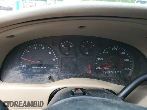 2006 Ford Ranger XL z VIN 1FTYR14U06PA74952, wystawiony jako Copart lot #57970005 z przebiegiem 147 886 mil mil oraz Czysty tytuł • Clean title. Historia ofert i sprzedaży dostępna na DreamBid. Obrazek 9.