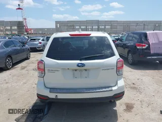 2018 Subaru Forester z VIN JF2SJAAC0JG456885, wystawiony jako IAAI lot #42447740 z przebiegiem 73 768 mil mil oraz . Historia ofert i sprzedaży dostępna na DreamBid. Obrazek 16.