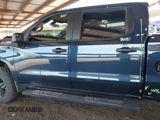 2021 Chevrolet Silverado 1500 Custom Trail Boss with VIN 1GCPYCEF8MZ364271, listed as a IAAI auction lot 41997034 with 37,574 mi miles and . Bid and sale history available at DreamBid. Image 14.