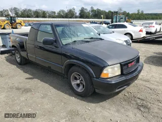 2001 GMC Sonoma SLS w/1SG Pkg with VIN 1GTCS19W918158165, listed as a Copart auction lot 72705004 with 113,121 mi miles and Salvage Title. Bid and sale history available at carsss.com. Image 4.