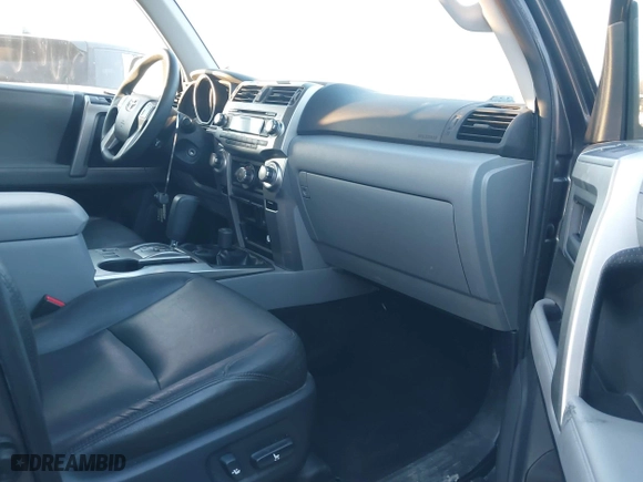 2011 Toyota 4Runner Trail with VIN JTEBU5JR5B5069176, listed as a IAAI auction lot 40907512 with 82,700 mi miles. Bid and sale history available at carsss.com. Image 5.