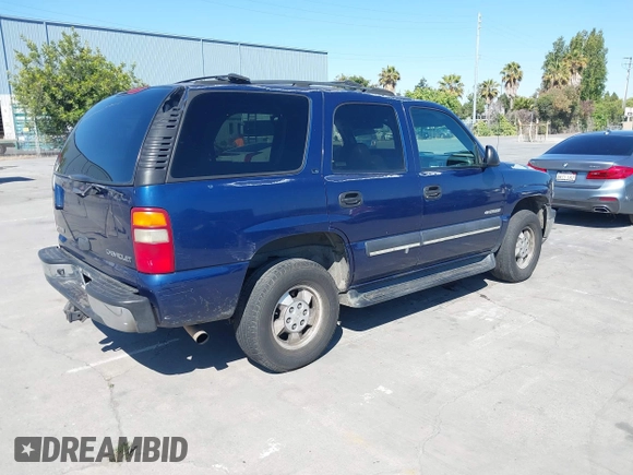 2002 Chevrolet Tahoe LS с VIN 1GNEK13T92J144002, выставлен на аукционе IAAI как лот 42654611 с пробегом Не указан миль и . История ставок и продаж доступна на DreamBid. Изображение 4.