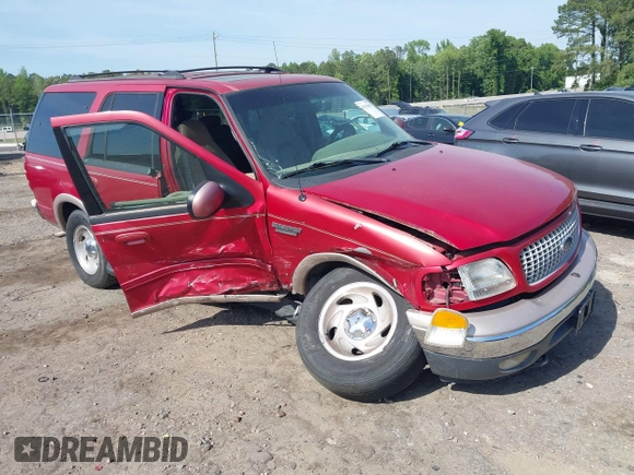 1999 Ford Expedition XLT z VIN 1FMPU18L4XLB86315, wystawiony jako IAAI lot #42128089 z przebiegiem 248 983 mil mil oraz . Historia ofert i sprzedaży dostępna na DreamBid. Obrazek 1.