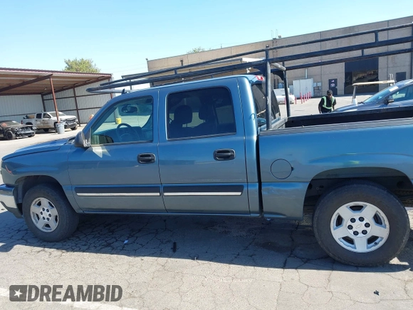 2006 Chevrolet Silverado 1500 LT1 with VIN 2GCEK13T861148180, listed as a IAAI auction lot 42201901 with 461,872 mi miles and . Bid and sale history available at DreamBid. Image 14.