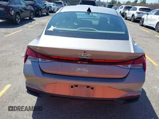 2023 Hyundai Elantra SEL z VIN KMHLM4AG0PU578263, wystawiony jako IAAI lot #41981023 z przebiegiem 44 015 mil mil oraz . Historia ofert i sprzedaży dostępna na DreamBid. Obrazek 15.