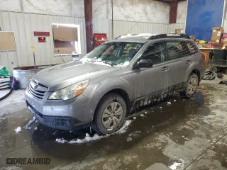 2011 Subaru Outback 2.5i with VIN 4S4BRBAC8B3392113, listed as a Copart auction lot 44448155 with 147,298 mi miles and Salvage Title. Bid and sale history available at carsss.com. Image 1.