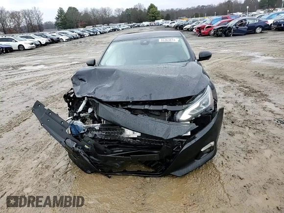 2019 Nissan Altima 2.5 Platinum with VIN 1N4BL4FV7KC100193, listed as a Copart auction lot 86363814 with 67,857 mi miles and Salvage Title. Bid and sale history available at carsss.com. Image 10.