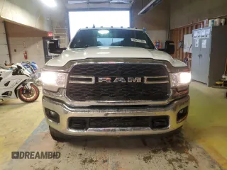 2023 Ram 2500 Tradesman with VIN 3C6UR5HJ4PG633843, listed as a Copart auction lot 85877704 with 43,100 mi miles and Salvage Title. Bid and sale history available at carsss.com. Image 5.