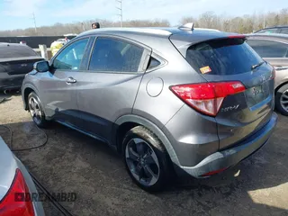 2018 Honda HR-V EX-L Navi with VIN 3CZRU5H76JM716971, listed as a IAAI auction lot 41646262 with 60,742 mi miles. Bid and sale history available at carsss.com. Image 3.