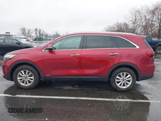 2020 Kia Sorento LX with VIN 5XYPGDA3XLG672124, listed as a IAAI auction lot 41863145 with 62,983 mi miles and . Bid and sale history available at DreamBid. Image 14.